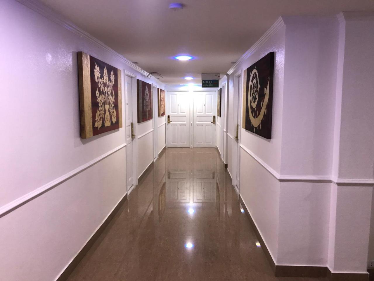 Hotel Le Cafe Royale Pattaya Zewnętrze zdjęcie